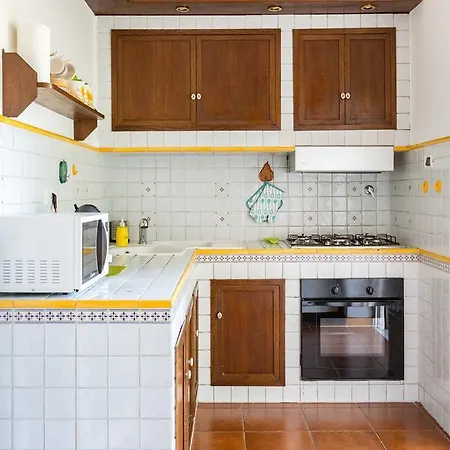 Aurelia Apartment *
